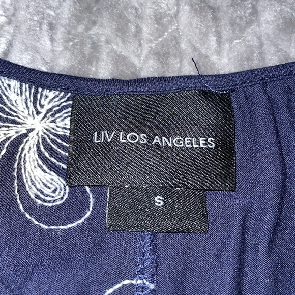 Anthropologie Liv Los Angeles Short sleeve embroidered shirt.  Size small. - Picture 2 of 12